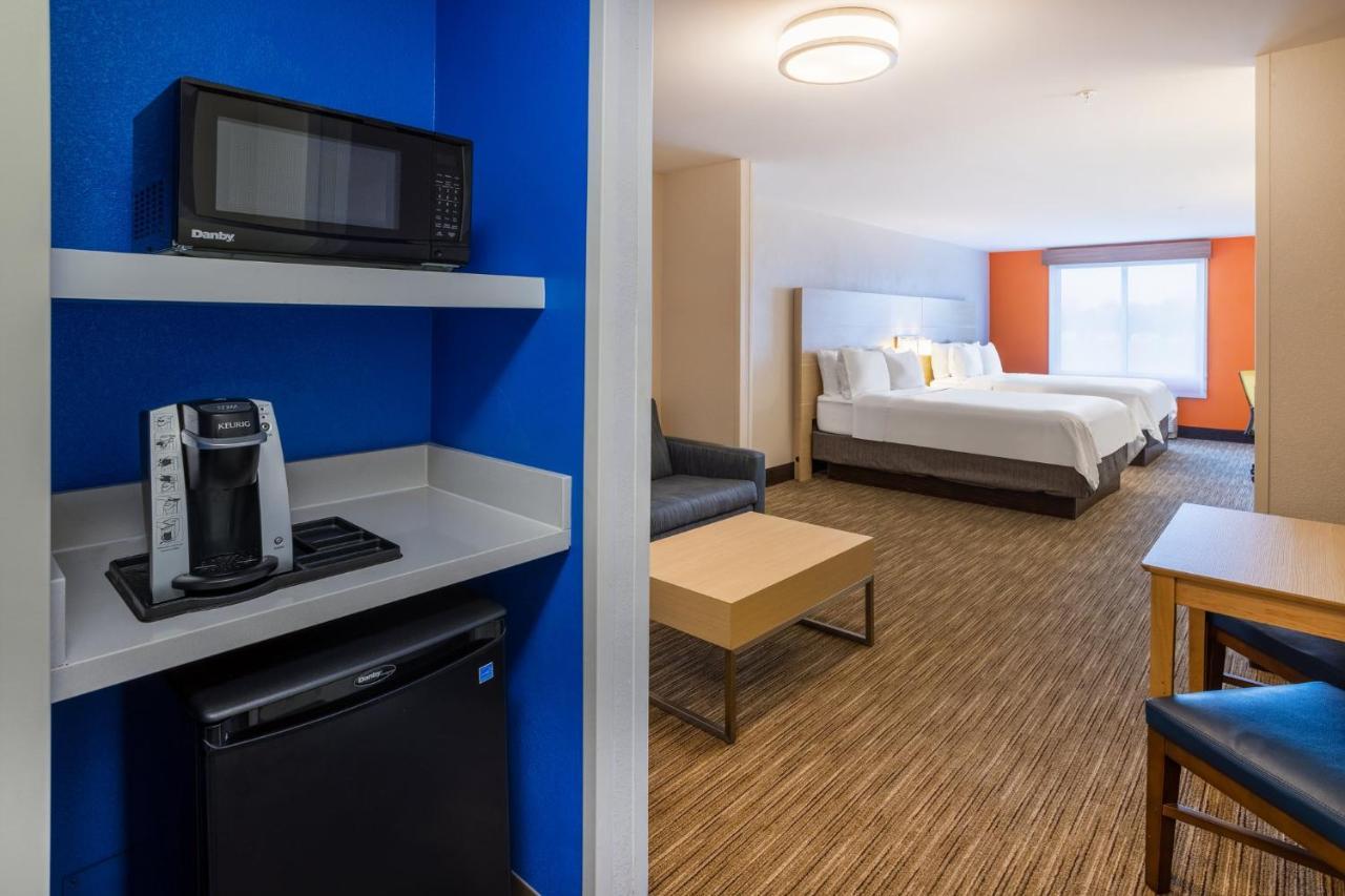 Holiday Inn Express Hotel & Suites Salisbury - Delmar By Ihg Экстерьер фото