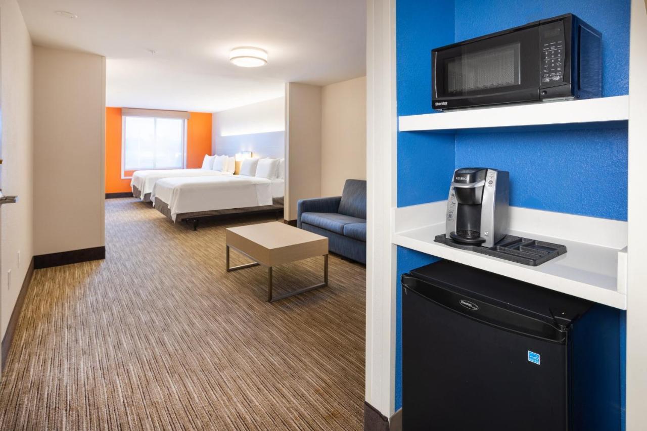 Holiday Inn Express Hotel & Suites Salisbury - Delmar By Ihg Экстерьер фото