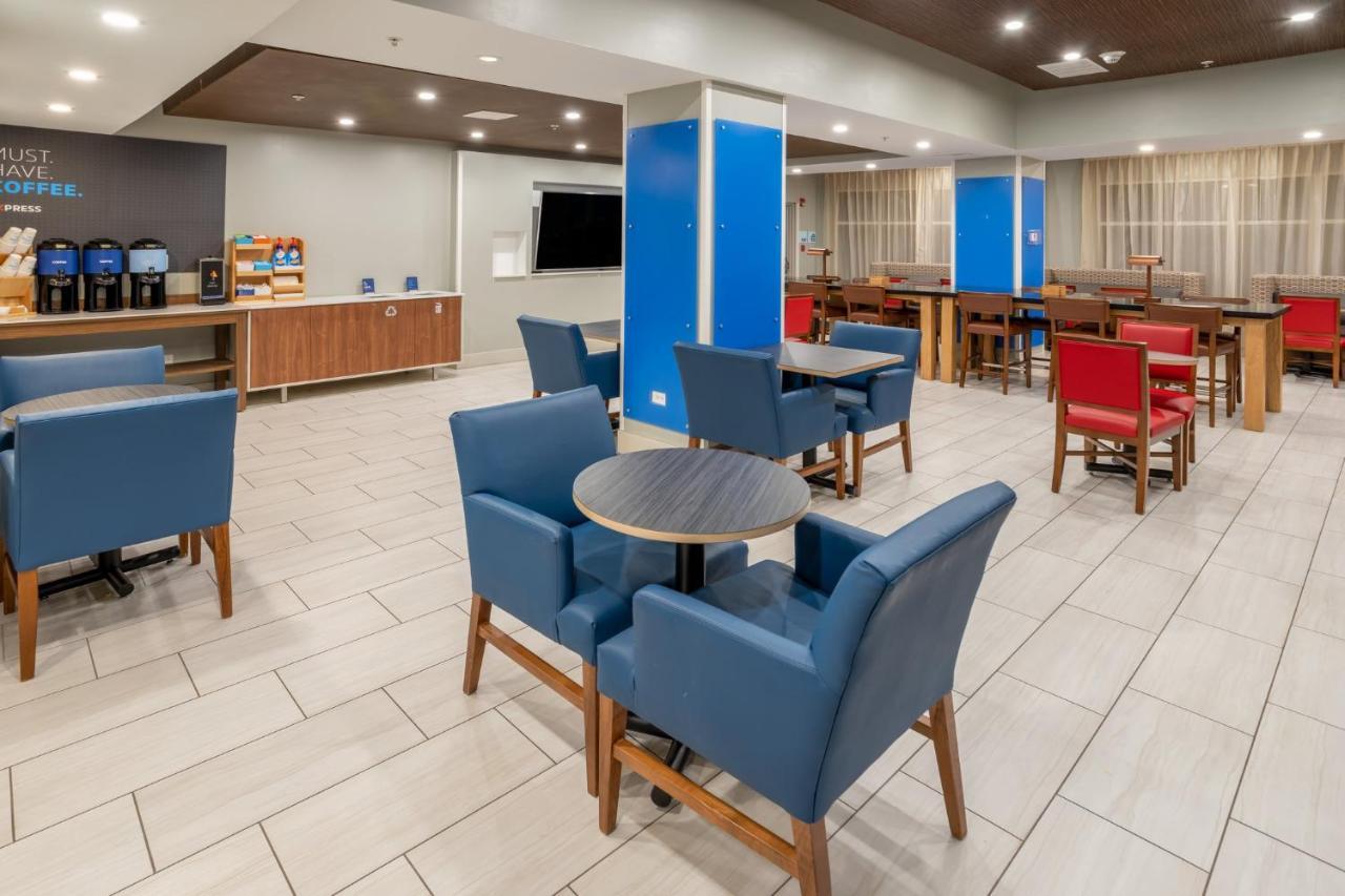Holiday Inn Express Hotel & Suites Salisbury - Delmar By Ihg Экстерьер фото