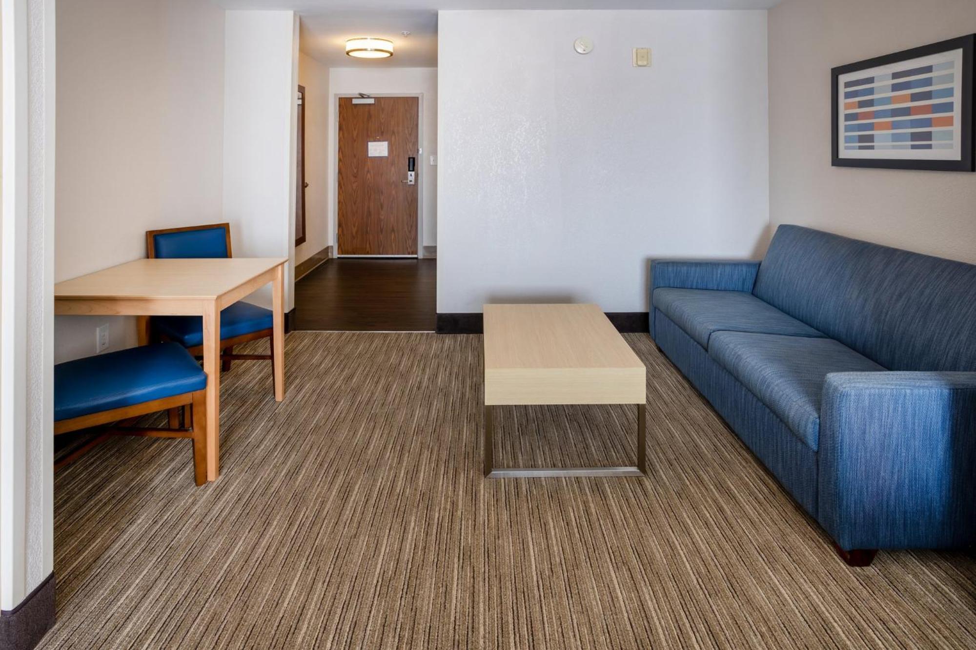 Holiday Inn Express Hotel & Suites Salisbury - Delmar By Ihg Экстерьер фото