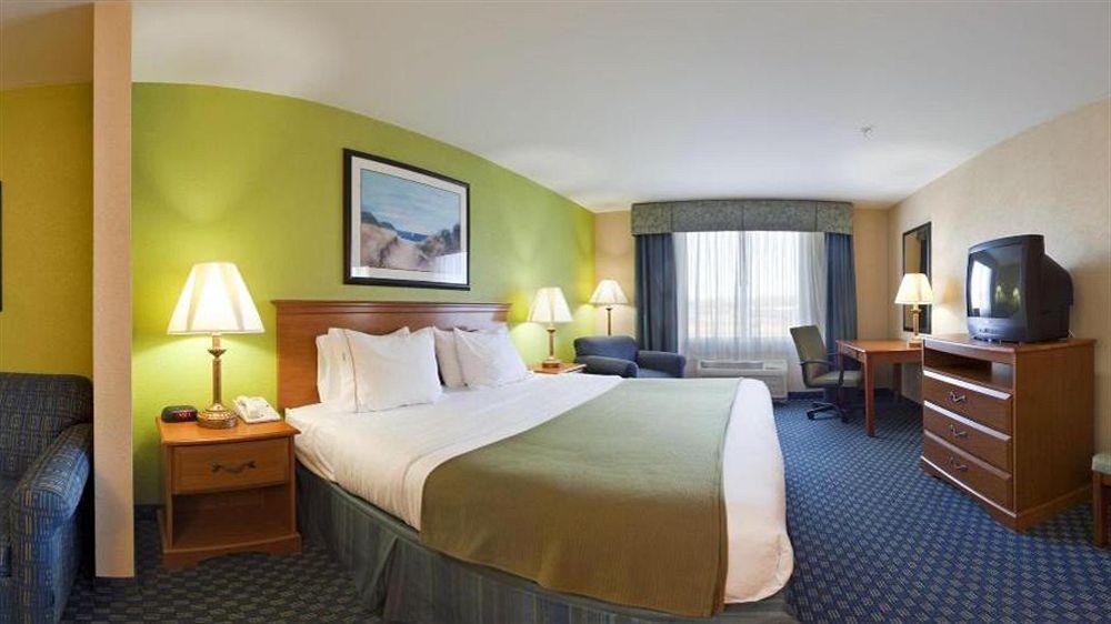 Holiday Inn Express Hotel & Suites Salisbury - Delmar By Ihg Экстерьер фото